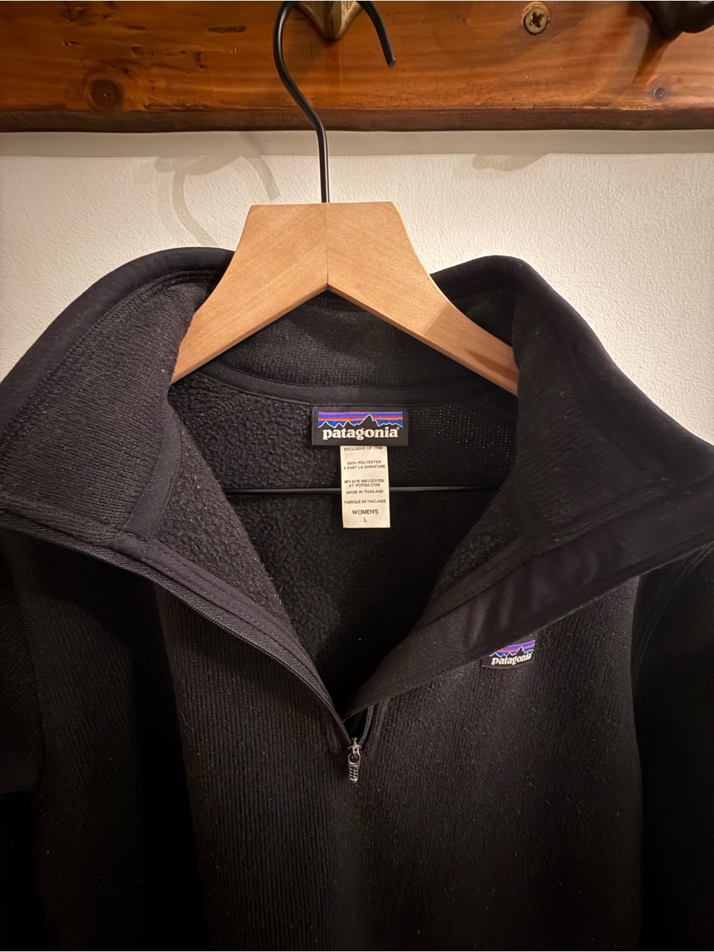Patagonia Black Quarter-Zip Fleece Pullover - Picture 5 of 5